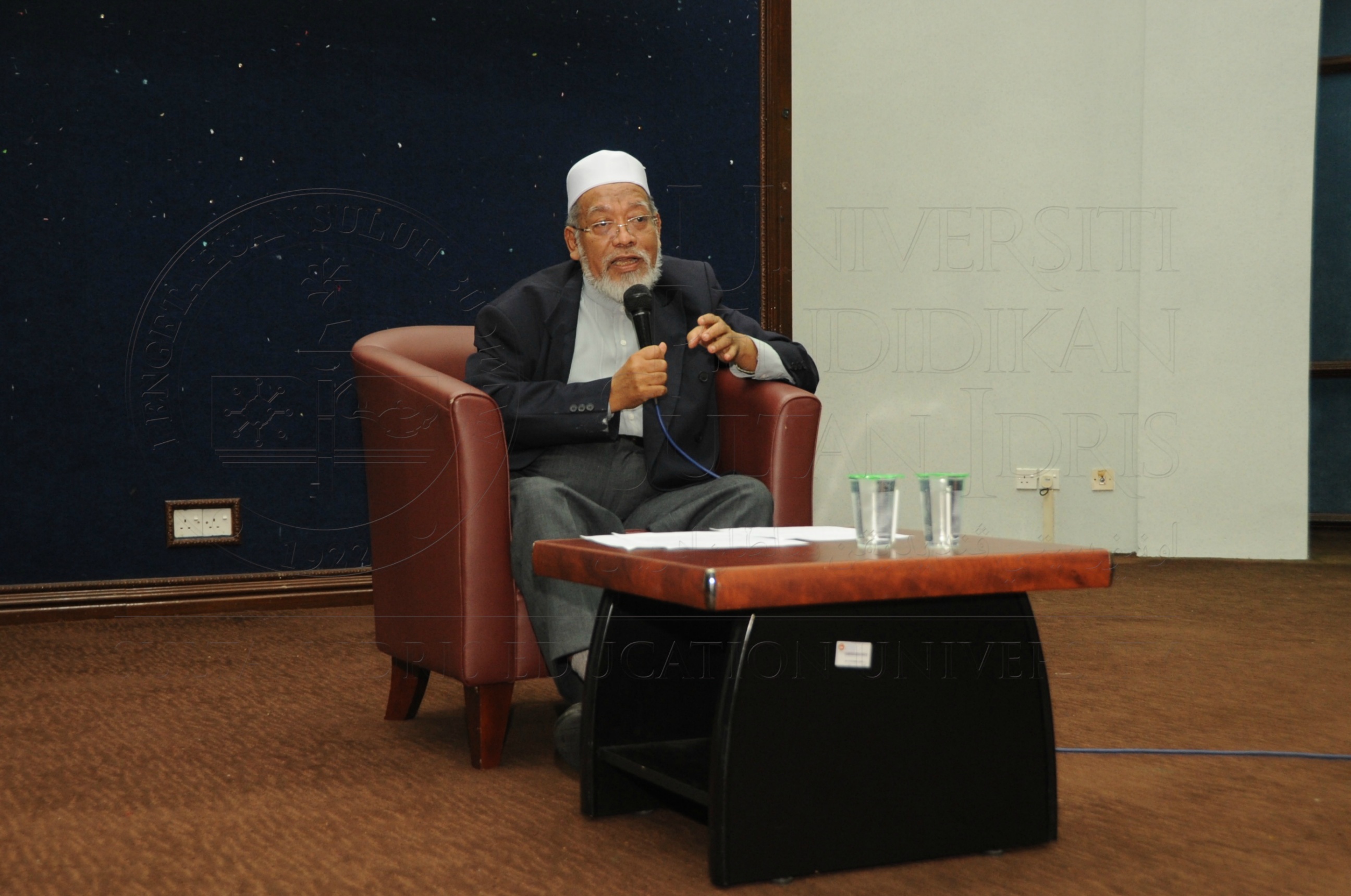 PRO 16 1 MAULIDUR HAS 7385